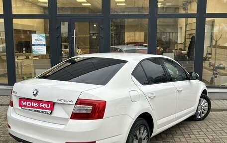 Skoda Octavia, 2015 год, 950 000 рублей, 2 фотография
