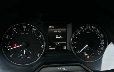 Skoda Octavia, 2015 год, 950 000 рублей, 11 фотография