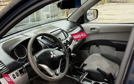 Mitsubishi L200 IV рестайлинг, 2010 год, 800 000 рублей, 9 фотография