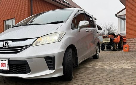 Honda Freed I, 2014 год, 1 185 000 рублей, 2 фотография