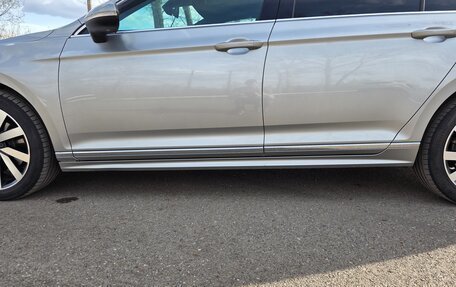 Volkswagen Passat B8 рестайлинг, 2015 год, 1 740 000 рублей, 16 фотография