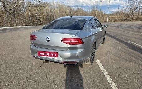 Volkswagen Passat B8 рестайлинг, 2015 год, 1 740 000 рублей, 12 фотография