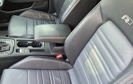 Volkswagen Passat B8 рестайлинг, 2015 год, 1 740 000 рублей, 35 фотография