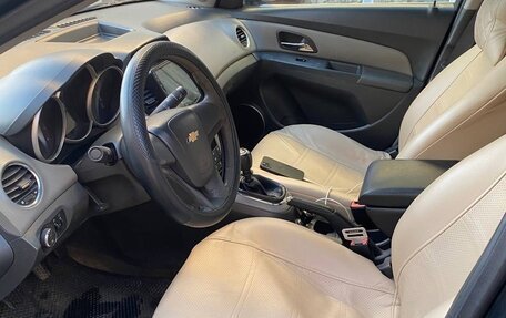 Chevrolet Cruze II, 2009 год, 460 000 рублей, 12 фотография