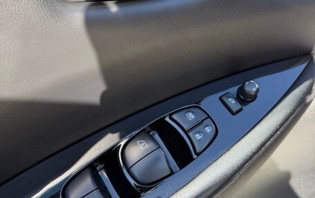 Nissan Leaf II, 2020 год, 2 370 000 рублей, 14 фотография