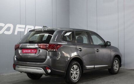 Mitsubishi Outlander III рестайлинг 3, 2019 год, 1 908 000 рублей, 2 фотография