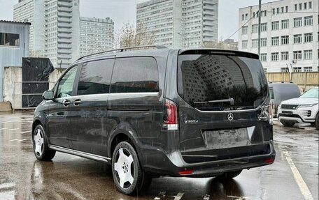 Mercedes-Benz V-Класс, 2026 год, 14 000 000 рублей, 3 фотография