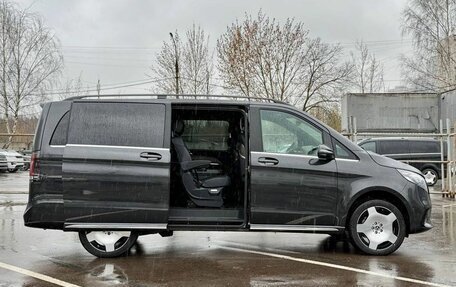 Mercedes-Benz V-Класс, 2026 год, 14 000 000 рублей, 4 фотография