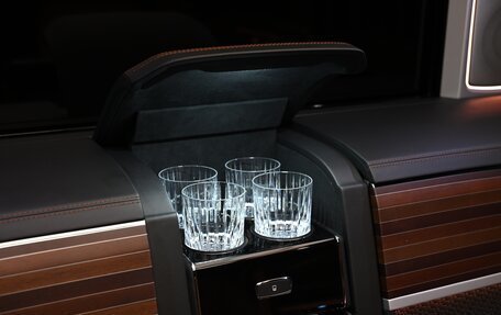 Mercedes-Benz V-Класс, 2026 год, 49 900 000 рублей, 13 фотография