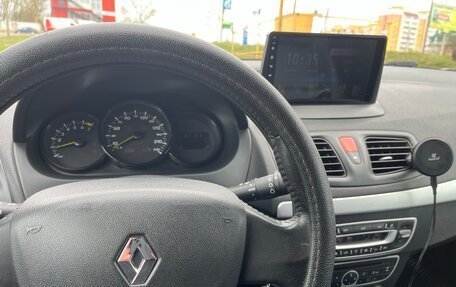 Renault Fluence I, 2011 год, 770 000 рублей, 2 фотография