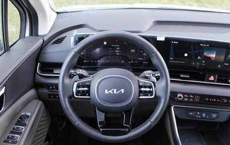 KIA Carnival, 2024 год, 5 750 000 рублей, 8 фотография