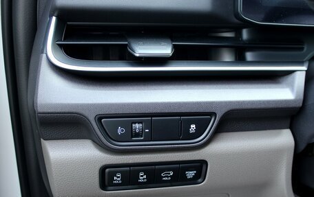 KIA Carnival, 2024 год, 5 750 000 рублей, 15 фотография