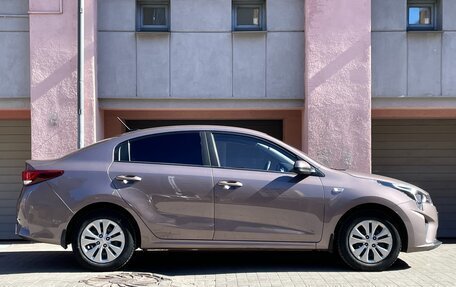 KIA Rio IV, 2021 год, 1 600 000 рублей, 5 фотография