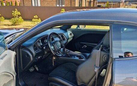 Dodge Challenger III рестайлинг 2, 2019 год, 4 400 000 рублей, 10 фотография