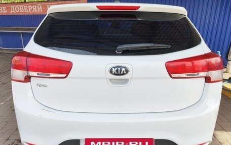 KIA Rio III рестайлинг, 2017 год, 1 050 000 рублей, 2 фотография