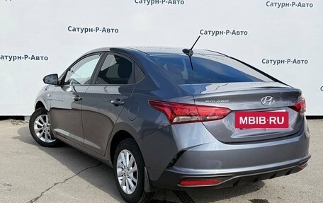 Hyundai Solaris II рестайлинг, 2021 год, 1 750 000 рублей, 4 фотография