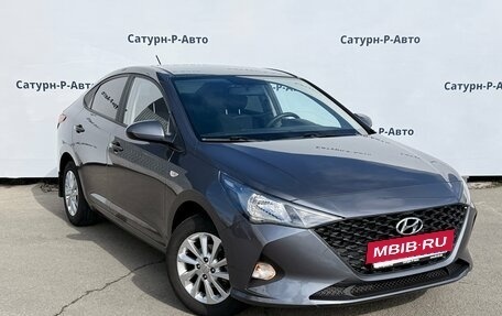 Hyundai Solaris II рестайлинг, 2021 год, 1 750 000 рублей, 3 фотография