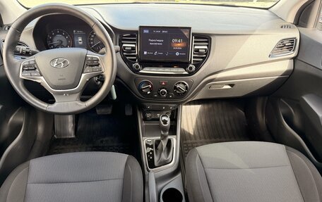 Hyundai Solaris II рестайлинг, 2021 год, 1 750 000 рублей, 8 фотография