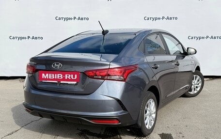 Hyundai Solaris II рестайлинг, 2021 год, 1 750 000 рублей, 6 фотография