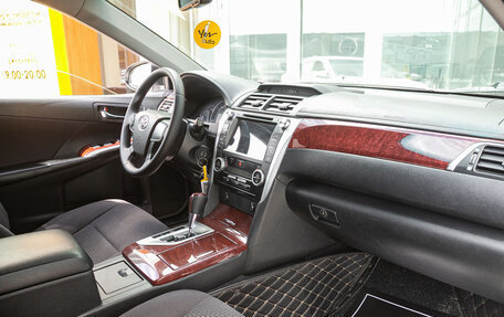 Toyota Camry, 2012 год, 1 639 000 рублей, 21 фотография