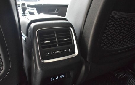 Geely Atlas, 2023 год, 2 050 000 рублей, 23 фотография