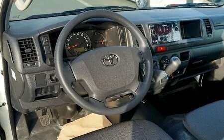 Toyota HiAce H200, 2025 год, 6 700 000 рублей, 8 фотография