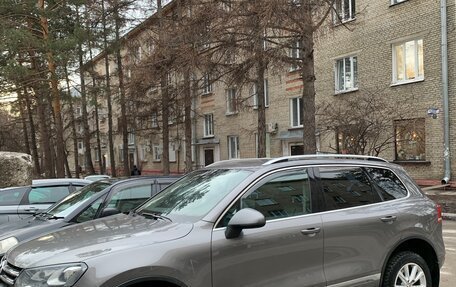 Volkswagen Touareg III, 2012 год, 1 800 000 рублей, 5 фотография