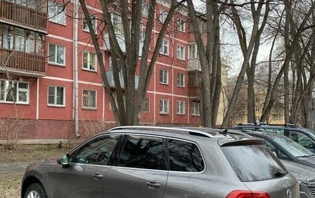 Volkswagen Touareg III, 2012 год, 1 800 000 рублей, 3 фотография