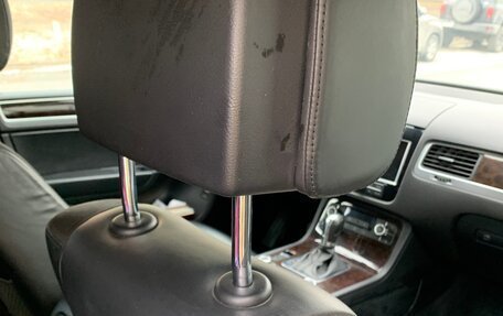 Volkswagen Touareg III, 2012 год, 1 800 000 рублей, 26 фотография