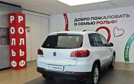 Volkswagen Tiguan I, 2016 год, 1 750 000 рублей, 4 фотография