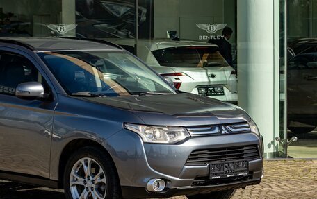 Mitsubishi Outlander III рестайлинг 3, 2012 год, 1 245 000 рублей, 7 фотография