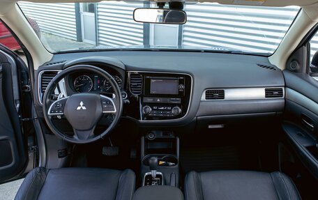 Mitsubishi Outlander III рестайлинг 3, 2012 год, 1 245 000 рублей, 16 фотография