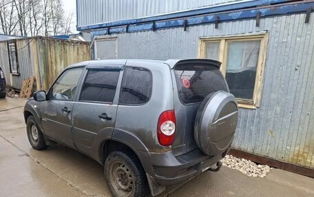 Chevrolet Niva I рестайлинг, 2012 год, 250 000 рублей, 2 фотография