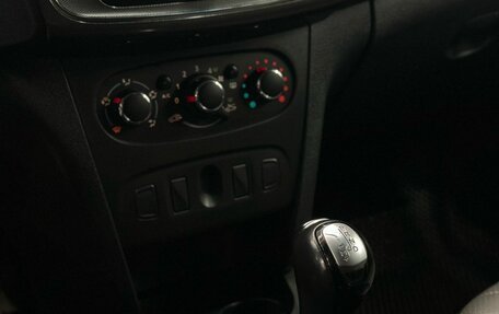 Renault Logan II, 2020 год, 1 179 900 рублей, 14 фотография