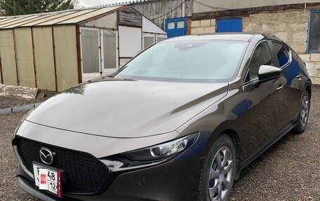 Mazda 3, 2021 год, 1 600 000 рублей, 1 фотография