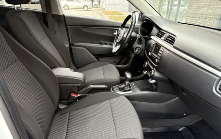 KIA Rio IV, 2018 год, 1 629 000 рублей, 22 фотография