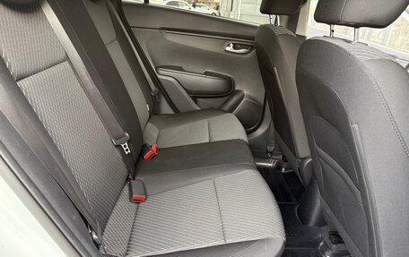 KIA Rio IV, 2018 год, 1 629 000 рублей, 23 фотография