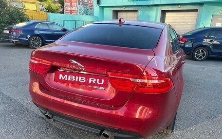 Jaguar XE I рестайлинг, 2017 год, 2 300 000 рублей, 3 фотография