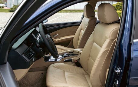 BMW 5 серия, 2007 год, 1 095 000 рублей, 11 фотография