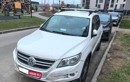 Volkswagen Tiguan I, 2011 год, 770 000 рублей, 2 фотография