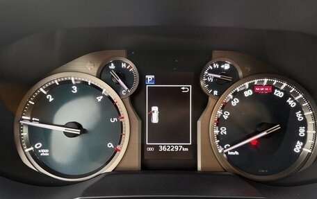 Toyota Land Cruiser Prado 150 рестайлинг 2, 2020 год, 3 600 000 рублей, 9 фотография