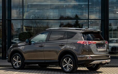 Toyota RAV4, 2019 год, 2 395 000 рублей, 4 фотография