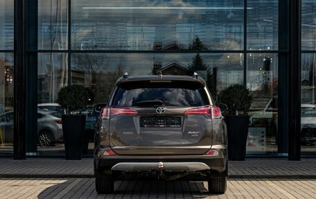 Toyota RAV4, 2019 год, 2 395 000 рублей, 5 фотография