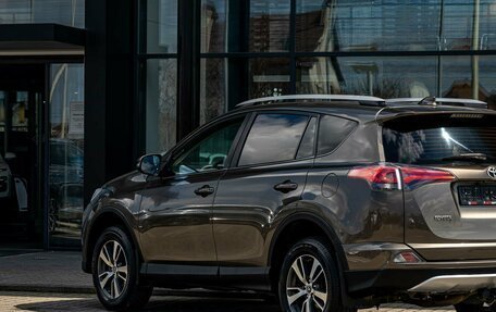 Toyota RAV4, 2019 год, 2 395 000 рублей, 8 фотография