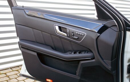 Mercedes-Benz E-Класс, 2011 год, 1 545 000 рублей, 12 фотография