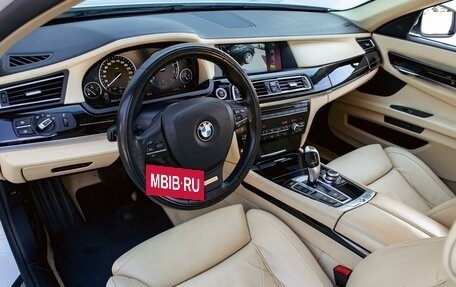 BMW 7 серия, 2012 год, 2 095 000 рублей, 13 фотография