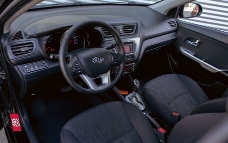 KIA Rio III рестайлинг, 2013 год, 995 000 рублей, 13 фотография