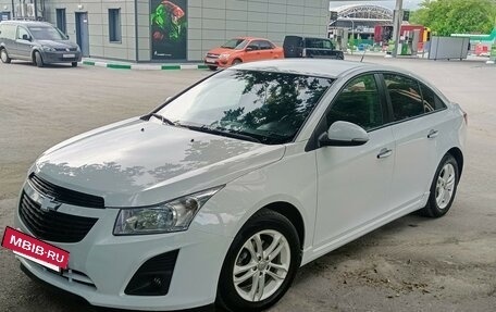 Chevrolet Cruze II, 2013 год, 780 000 рублей, 4 фотография