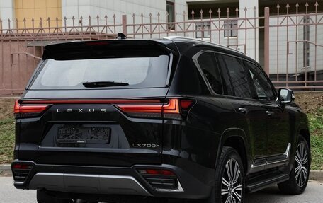 Lexus LX, 2026 год, 18 000 000 рублей, 4 фотография