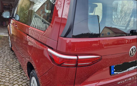 Volkswagen Multivan, 2024 год, 5 607 677 рублей, 2 фотография